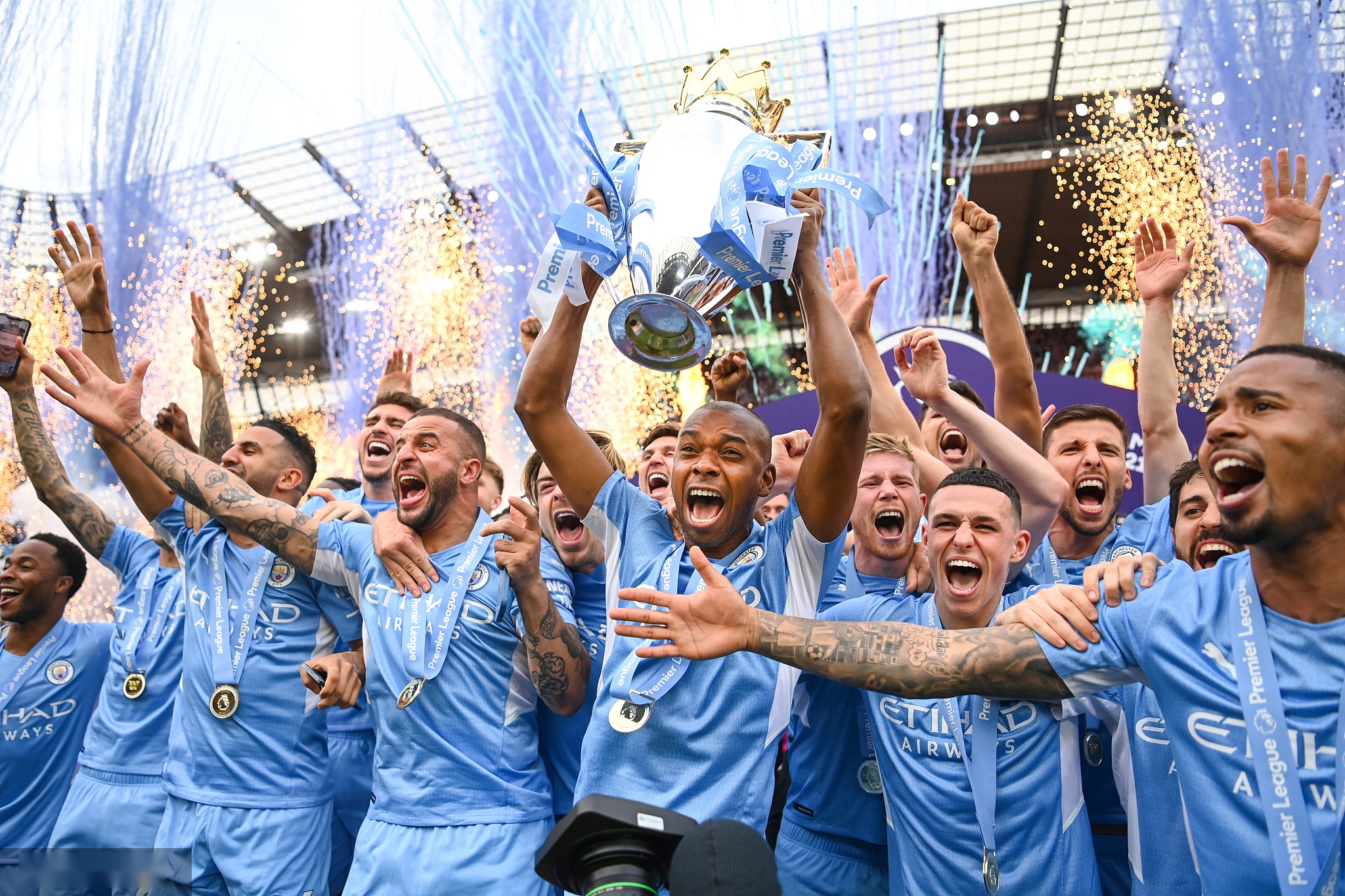 卓越表现 卓越表现