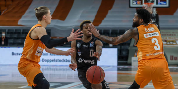 最终夺冠 最终夺冠