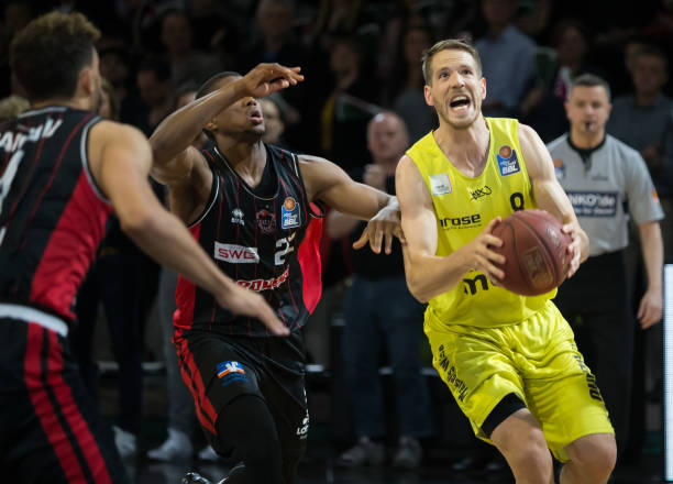 目的周边之 目的周边之